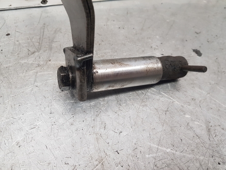 Zadnja osovina za Traktor Case International 956, 1056 Rear Axle Differential Fork 3230701r91, 2706178r93: slika 7 Zadnja osovina za Traktor Case International 956, 1056 Rear Axle Differential Fork 3230701r91, 2706178r93: slika 7