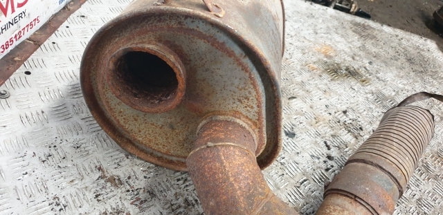 Claas Ares 836, 696, 616, 826, 720 Exhaust Box Silencer 7700042338 - Prigušivač za Traktor: slika 5 Claas Ares 836, 696, 616, 826, 720 Exhaust Box Silencer 7700042338 - Prigušivač za Traktor: slika 5