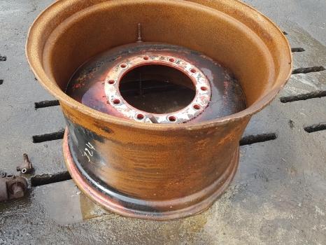 Fendt 724 S4 Massey Ferguson Front Wheel Rim W18x28, Red H718701024018 - Felna za Traktor: slika 2 Fendt 724 S4 Massey Ferguson Front Wheel Rim W18x28, Red H718701024018 - Felna za Traktor: slika 2