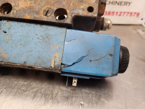 Fermec 660 Transmission Control Valve G507847 - Transmisija: slika 3 Fermec 660 Transmission Control Valve G507847 - Transmisija: slika 3