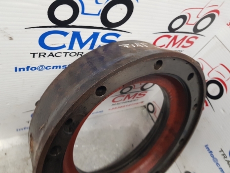 Fiat 70-90 New Holland Rear Axle Spacer Housing 5117649, 5153477, 5168571 - Zadnja osovina za Traktor: slika 4 Fiat 70-90 New Holland Rear Axle Spacer Housing 5117649, 5153477, 5168571 - Zadnja osovina za Traktor: slika 4