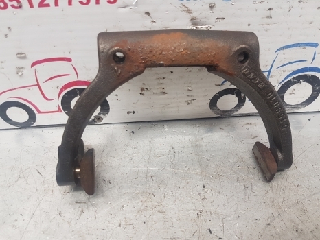 Fiat F Series F115, F120, F130, F140 Clutch Control Fork Assembly 5159010 - Kvačilo i delovi za Traktor: slika 1 Fiat F Series F115, F120, F130, F140 Clutch Control Fork Assembly 5159010 - Kvačilo i delovi za Traktor: slika 1