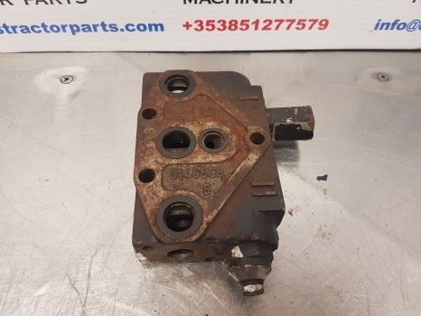 Fiat F110, F115, F120, F130, F140, Dt Spool Control Valve Body 5146538, 5161888 - Hidraulični ventil za Traktor: slika 3 Fiat F110, F115, F120, F130, F140, Dt Spool Control Valve Body 5146538, 5161888 - Hidraulični ventil za Traktor: slika 3