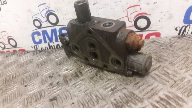 Fiat F110, F115, F120, F130, F140, F130 Dt Spool Control Valve 5161780 - Hidraulični ventil za Traktor: slika 3 Fiat F110, F115, F120, F130, F140, F130 Dt Spool Control Valve 5161780 - Hidraulični ventil za Traktor: slika 3