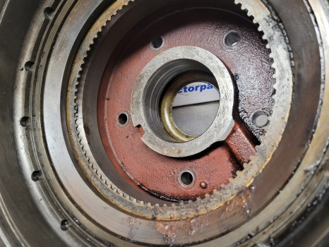 Ford 10 Series Dual Power Housing E0nn7r033aa, E0nn7n477ca, E0nn7r033ab, 83944049 - Menjač: slika 3 Ford 10 Series Dual Power Housing E0nn7r033aa, E0nn7n477ca, E0nn7r033ab, 83944049 - Menjač: slika 3