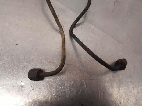 Ford 2000, 3000, 4000, 3600, 4600 Fuel Pipes Pair C5ne9a555d, C5ne9a556d - Sistem goriva za Poljoprivredna mašina: slika 5 Ford 2000, 3000, 4000, 3600, 4600 Fuel Pipes Pair C5ne9a555d, C5ne9a556d - Sistem goriva za Poljoprivredna mašina: slika 5