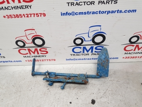 Ford 2000, 3000 Foot Throttle, Accelerator Control Pedal - Sistem goriva za Traktor: slika 2 Ford 2000, 3000 Foot Throttle, Accelerator Control Pedal - Sistem goriva za Traktor: slika 2