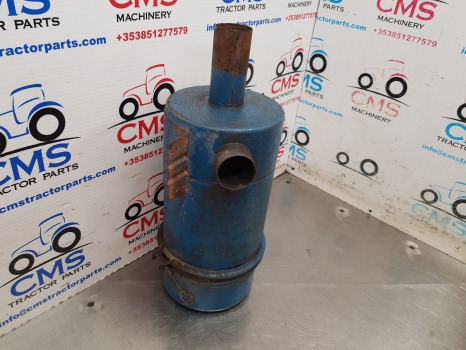 Ford 3000, 4000, 5000, 5100, 5200 Engine Air Filter Box, Oil Bath C5ne9600e - Sistem za usis vazduha: slika 2 Ford 3000, 4000, 5000, 5100, 5200 Engine Air Filter Box, Oil Bath C5ne9600e - Sistem za usis vazduha: slika 2