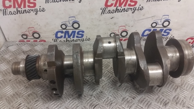 Ford 3600, 2910, 3 Cyl, 4.2 Stroke Crankshaft F0nn6300na, 87800469; E0nn6303aa - Radilica za Traktor: slika 1 Ford 3600, 2910, 3 Cyl, 4.2 Stroke Crankshaft F0nn6300na, 87800469; E0nn6303aa - Radilica za Traktor: slika 1
