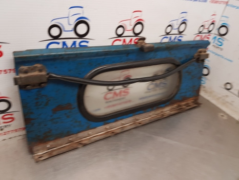 Ford 6610, 10, 600, Tw Q Cab Series, Bottom Rear Glass With Panel 83909609 - Staklo i delovi: slika 2 Ford 6610, 10, 600, Tw Q Cab Series, Bottom Rear Glass With Panel 83909609 - Staklo i delovi: slika 2