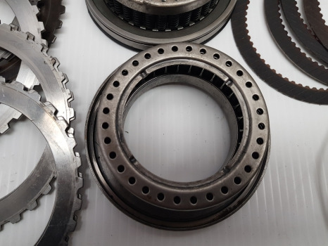 Ford New Holland 40 Series,ts,8240 Transmission Clutch Plate, Friction Disc Kit - Lamela kvačila za Traktor: slika 3 Ford New Holland 40 Series,ts,8240 Transmission Clutch Plate, Friction Disc Kit - Lamela kvačila za Traktor: slika 3