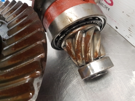 Diferencijalna brzina za Poljoprivredna mašina Ford New Holland 7840, Ts, 40, Ts6000 Bevel Gear And Differential 81866326: slika 9 Diferencijalna brzina za Poljoprivredna mašina Ford New Holland 7840, Ts, 40, Ts6000 Bevel Gear And Differential 81866326: slika 9