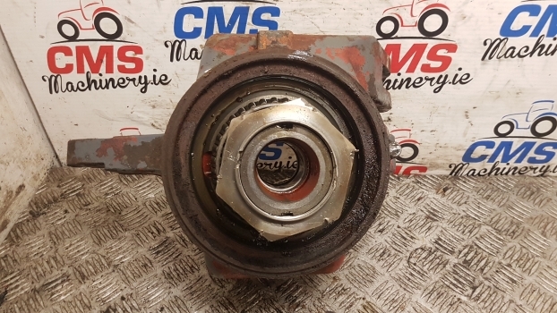 Ford New Holland Fiat 8160 Front Steering Knuckle Spindle Lhs 5171554, 5171533 - Rukavac točka za Traktor: slika 2 Ford New Holland Fiat 8160 Front Steering Knuckle Spindle Lhs 5171554, 5171533 - Rukavac točka za Traktor: slika 2