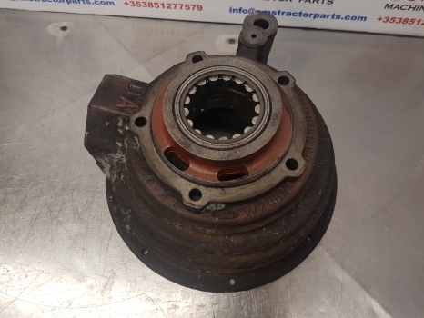 Ford Tw 20 Transmission Housing D8nn7n477ca, D2nn7n477d, 83919106, D8nn7n477da - Menjač za Traktor: slika 4 Ford Tw 20 Transmission Housing D8nn7n477ca, D2nn7n477d, 83919106, D8nn7n477da - Menjač za Traktor: slika 4