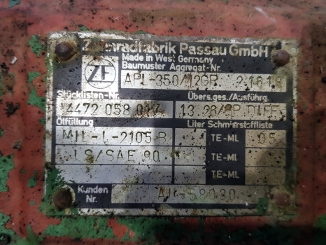 John Deere 3050, 3350 Apl350 Front Axle Housing Lhs Rhs 4472253055, 4472458028 - Prednja osovina za Traktor: slika 2 John Deere 3050, 3350 Apl350 Front Axle Housing Lhs Rhs 4472253055, 4472458028 - Prednja osovina za Traktor: slika 2