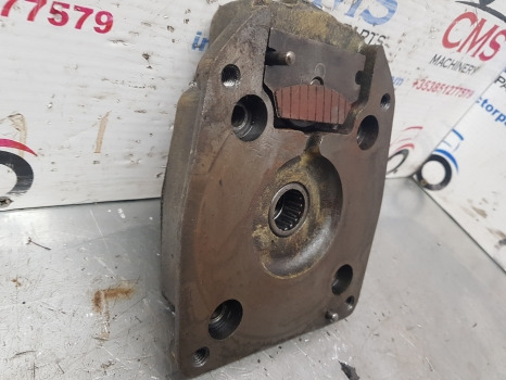 John Deere 3130, 3030, 3120, 2840 Pto Plate With Brake Pad T32090 - Kočione pločice za Poljoprivredna mašina: slika 2 John Deere 3130, 3030, 3120, 2840 Pto Plate With Brake Pad T32090 - Kočione pločice za Poljoprivredna mašina: slika 2