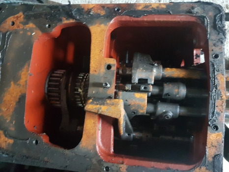 Lamborghini 1106 Same Laser Transmission Gearbox Nut 0.269.3110.0, 269.3110.0 - Menjač: slika 5 Lamborghini 1106 Same Laser Transmission Gearbox Nut 0.269.3110.0, 269.3110.0 - Menjač: slika 5
