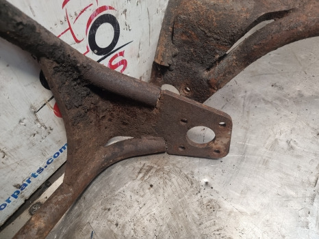 Manitou Mlt 634-120, 630, 634, 731, Front Mudguard Bracket Kit 237487, 237488 - Blatobran: slika 4 Manitou Mlt 634-120, 630, 634, 731, Front Mudguard Bracket Kit 237487, 237488 - Blatobran: slika 4