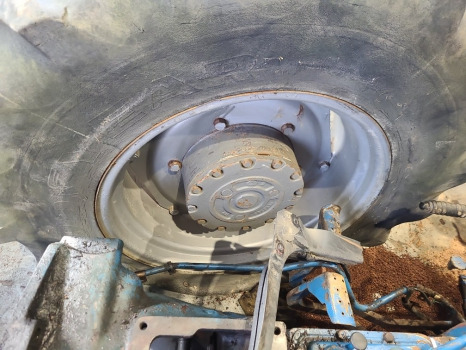 Massey Ferguson 265, 275, 290, 690, 698, 699 Front Wheel Rim 13.6.r24 - Felna za Poljoprivredna mašina: slika 2 Massey Ferguson 265, 275, 290, 690, 698, 699 Front Wheel Rim 13.6.r24 - Felna za Poljoprivredna mašina: slika 2