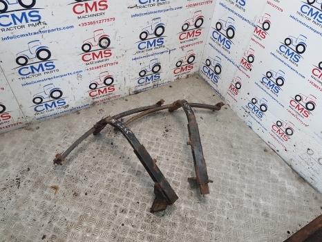 Massey Ferguson 4255, 390, 4255 Front Axle Mudguard Bracket Pair 3760052m10 - Blatobran za Poljoprivredna mašina: slika 5 Massey Ferguson 4255, 390, 4255 Front Axle Mudguard Bracket Pair 3760052m10 - Blatobran za Poljoprivredna mašina: slika 5