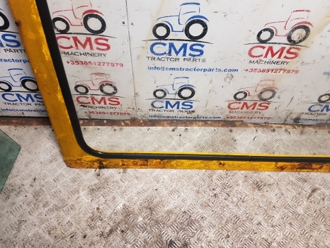 Massey Ferguson 50b Digger Cab Back Window Assy 00000 - Staklo i delovi za Bager utovarivač: slika 2 Massey Ferguson 50b Digger Cab Back Window Assy 00000 - Staklo i delovi za Bager utovarivač: slika 2