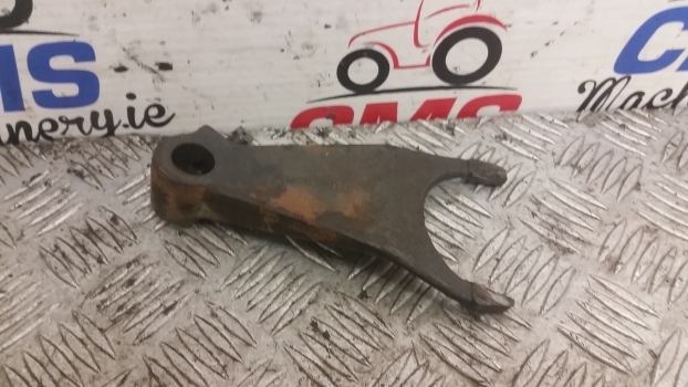 Massey Ferguson 50b Transmission Selector Fork 897065m1 - Transmisija za Bager utovarivač: slika 3 Massey Ferguson 50b Transmission Selector Fork 897065m1 - Transmisija za Bager utovarivač: slika 3