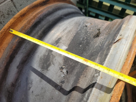 Massey Ferguson 5445, 5460, 5455, 5712, 5465, 6480 Rear Wheel Rim Pair W15 X 34 - Felna za Poljoprivredna mašina: slika 4 Massey Ferguson 5445, 5460, 5455, 5712, 5465, 6480 Rear Wheel Rim Pair W15 X 34 - Felna za Poljoprivredna mašina: slika 4