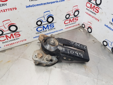 Massey Ferguson 5612, 5712, 5450 Mudguard Hub Bracket Assy Rhs 3909419m91 - Blatobran: slika 4 Massey Ferguson 5612, 5712, 5450 Mudguard Hub Bracket Assy Rhs 3909419m91 - Blatobran: slika 4