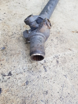 Prednja osovina New Holland Case T7040, T7.260, Puma Front Axle Drive Shaft 84486152: slika 7 Prednja osovina New Holland Case T7040, T7.260, Puma Front Axle Drive Shaft 84486152: slika 7
