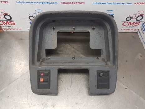 New Holland Fiat Cab Dashboard Panel 82006096, 82003614, 82003616, 82003620 - Komandna tabla za Traktor: slika 1 New Holland Fiat Cab Dashboard Panel 82006096, 82003614, 82003616, 82003620 - Komandna tabla za Traktor: slika 1