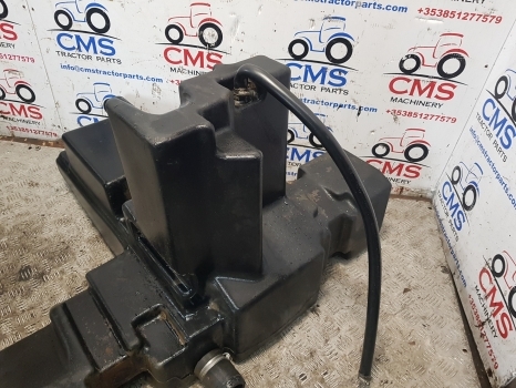 Rezervoar za gorivo za Traktor New Holland T7.200, T7.210, T7.185 Fuel Tank Secondary 4601139, 84601139: slika 8 Rezervoar za gorivo za Traktor New Holland T7.200, T7.210, T7.185 Fuel Tank Secondary 4601139, 84601139: slika 8