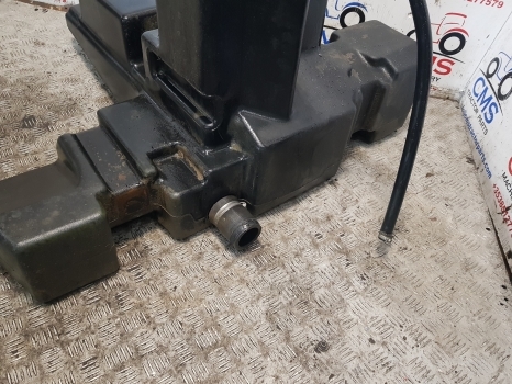Rezervoar za gorivo za Traktor New Holland T7.200, T7.210, T7.185 Fuel Tank Secondary 4601139, 84601139: slika 9 Rezervoar za gorivo za Traktor New Holland T7.200, T7.210, T7.185 Fuel Tank Secondary 4601139, 84601139: slika 9