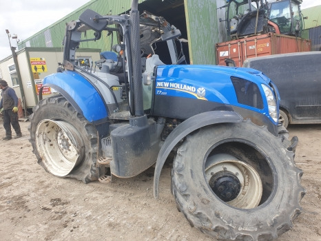 New Holland T7.200 Transmission, Axle, Pto, Hydraulic, Electric Nut Parts - Menjač: slika 1 New Holland T7.200 Transmission, Axle, Pto, Hydraulic, Electric Nut Parts - Menjač: slika 1