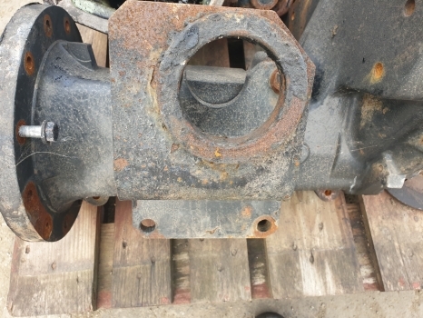 New Holland Td5.105, 110, 115 Rear Half Axle Lhs 84480379, 84401116, 84480588 - Zadnja osovina za Traktor: slika 2 New Holland Td5.105, 110, 115 Rear Half Axle Lhs 84480379, 84401116, 84480588 - Zadnja osovina za Traktor: slika 2