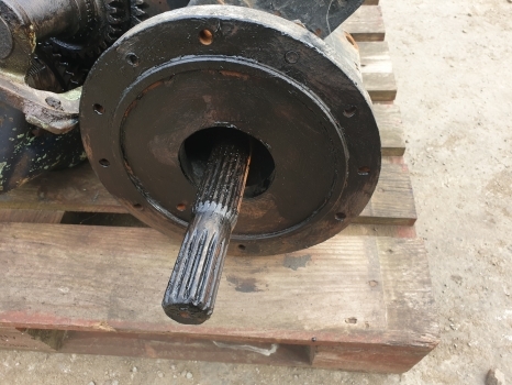 New Holland Td5.105, 110, 115 Rear Half Axle Lhs 84480379, 84401116, 84480588 - Zadnja osovina za Traktor: slika 4 New Holland Td5.105, 110, 115 Rear Half Axle Lhs 84480379, 84401116, 84480588 - Zadnja osovina za Traktor: slika 4