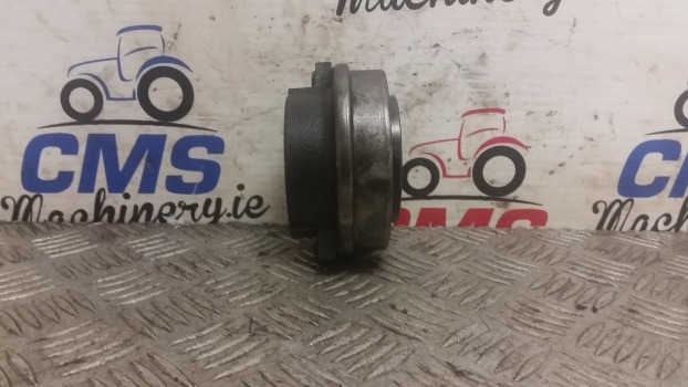New Holland Tm Fiat F Series F100 - F130 Clutch Release Bearing 5149611 - Kvačilo i delovi za Poljoprivredna mašina: slika 2 New Holland Tm Fiat F Series F100 - F130 Clutch Release Bearing 5149611 - Kvačilo i delovi za Poljoprivredna mašina: slika 2