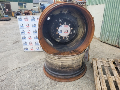 Valtra S374 Massey Ferguson 7480, 7485 Rear Wheel Rim 23x42 Pair 4293368m95 - Felna za Traktor: slika 1 Valtra S374 Massey Ferguson 7480, 7485 Rear Wheel Rim 23x42 Pair 4293368m95 - Felna za Traktor: slika 1