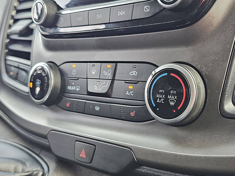 Mali kombi Ford Transit Custom 2.0 L2H1 Navi Airco: slika 10