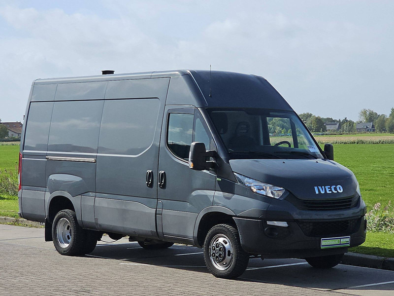 Iveco Daily 35C15 3.0 L 150 L2H2 DL - Furgon: slika 4 Iveco Daily 35C15 3.0 L 150 L2H2 DL - Furgon: slika 4