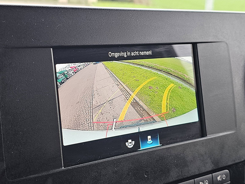 Mali kombi Mercedes-Benz Sprinter 311 CDI 37 AUT. L2H2: slika 15 Mali kombi Mercedes-Benz Sprinter 311 CDI 37 AUT. L2H2: slika 15