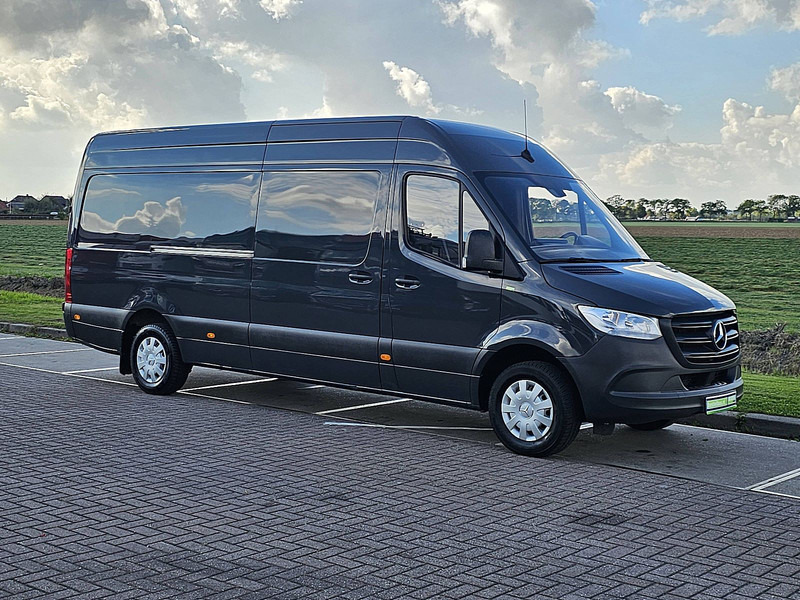 Mercedes-Benz Sprinter 315 L3H2 Mbux Maxi Euro6 - Furgon: slika 4 Mercedes-Benz Sprinter 315 L3H2 Mbux Maxi Euro6 - Furgon: slika 4