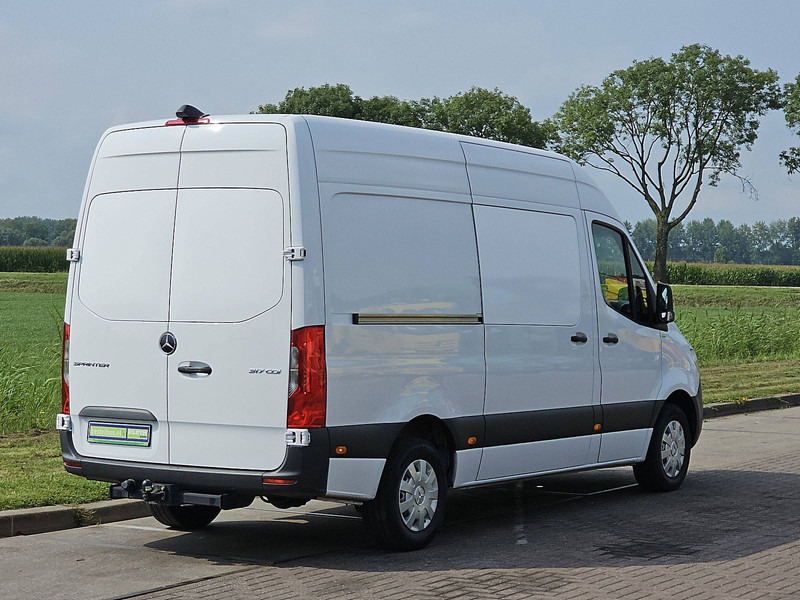 Mercedes-Benz Sprinter 317 L2H2 3.5t-Trekhaak! - Furgon: slika 3 Mercedes-Benz Sprinter 317 L2H2 3.5t-Trekhaak! - Furgon: slika 3