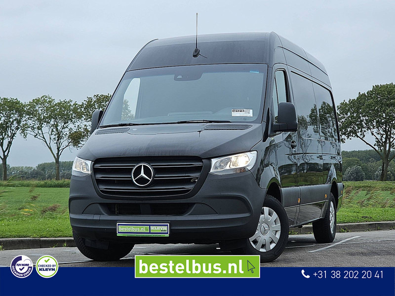 Mercedes-Benz Sprinter 317 L2H2 3.5t-Trekhaak - Furgon: slika 1 Mercedes-Benz Sprinter 317 L2H2 3.5t-Trekhaak - Furgon: slika 1