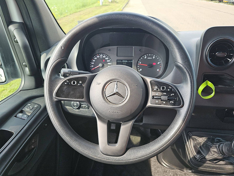 Furgon Mercedes-Benz Sprinter 317 L2H2 3.5t-Trekhaak!: slika 10
