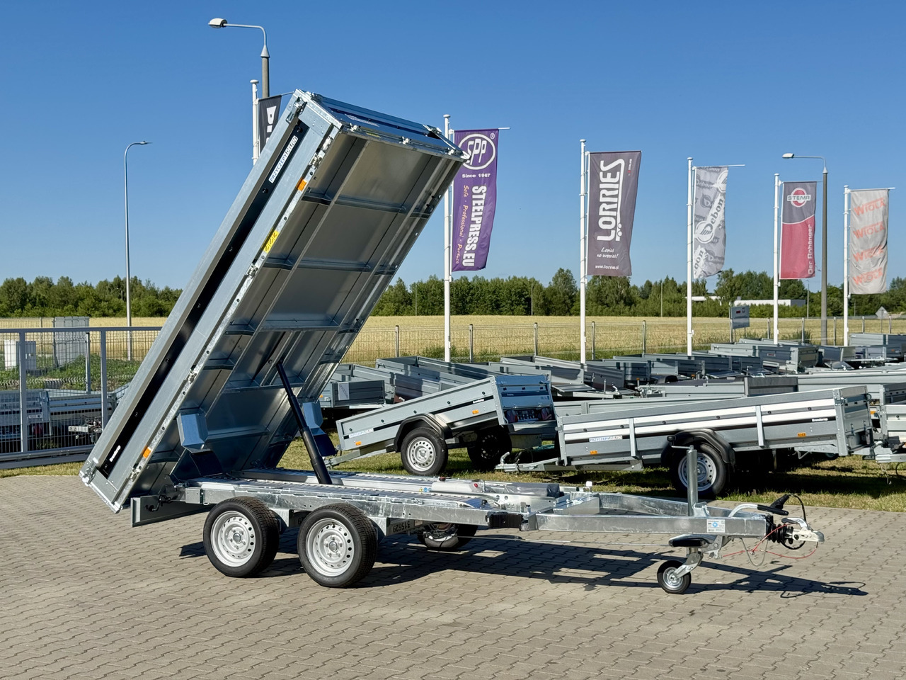BRENDERUP BT4310STB2700 + najazdy ALU | 308 x 168 cm | 2700kg - Prikolica istovarivača: slika 1 BRENDERUP BT4310STB2700 + najazdy ALU | 308 x 168 cm | 2700kg - Prikolica istovarivača: slika 1