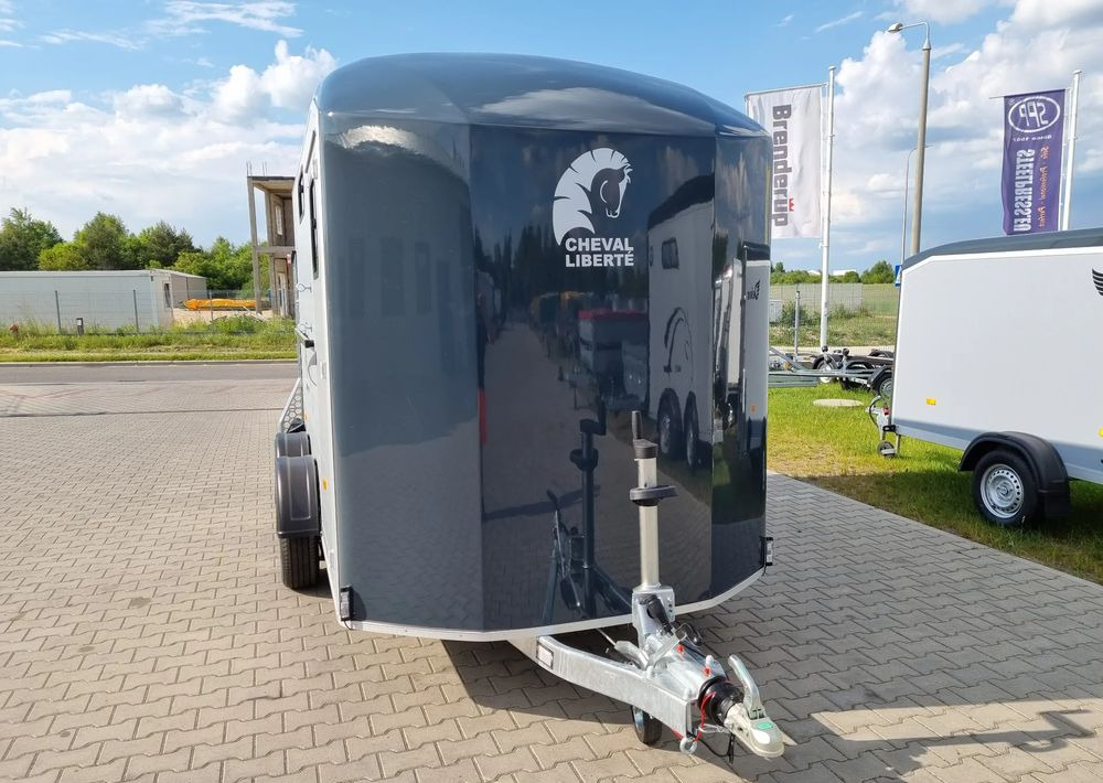 Novu Prikolica za konje CHEVAL LIBERTÉ MultiMax przyczepa na dwa konie | duża siodlarnia | drzwi boczne | 2600 kg DMC | 380×181 cm  |  ALUMINIOWA | Debon | dostawa | mocna i solidna |: slika 11