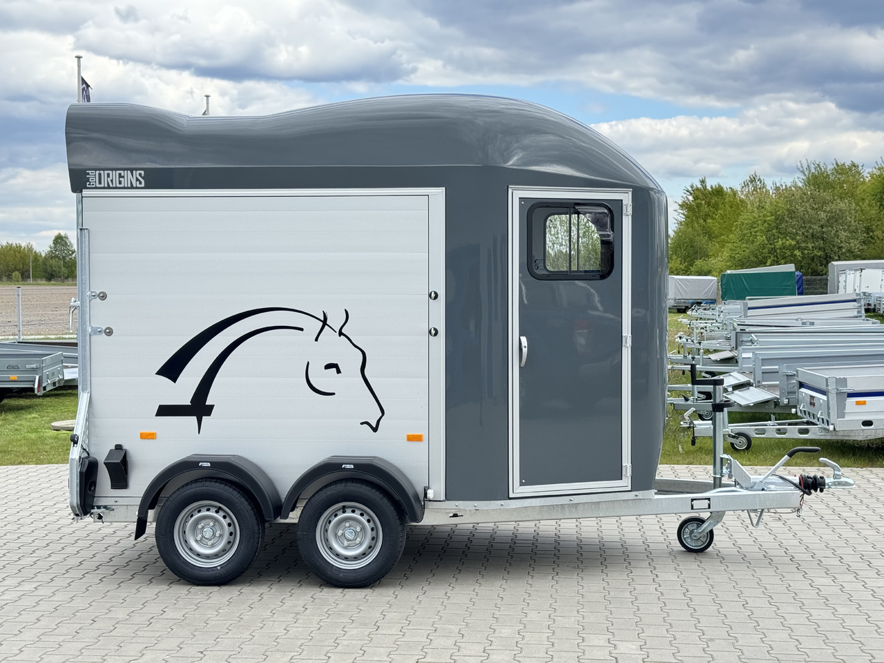 Cheval Liberté Gold Origins ALU 2000 kg - Prikolica za konje: slika 2 Cheval Liberté Gold Origins ALU 2000 kg - Prikolica za konje: slika 2