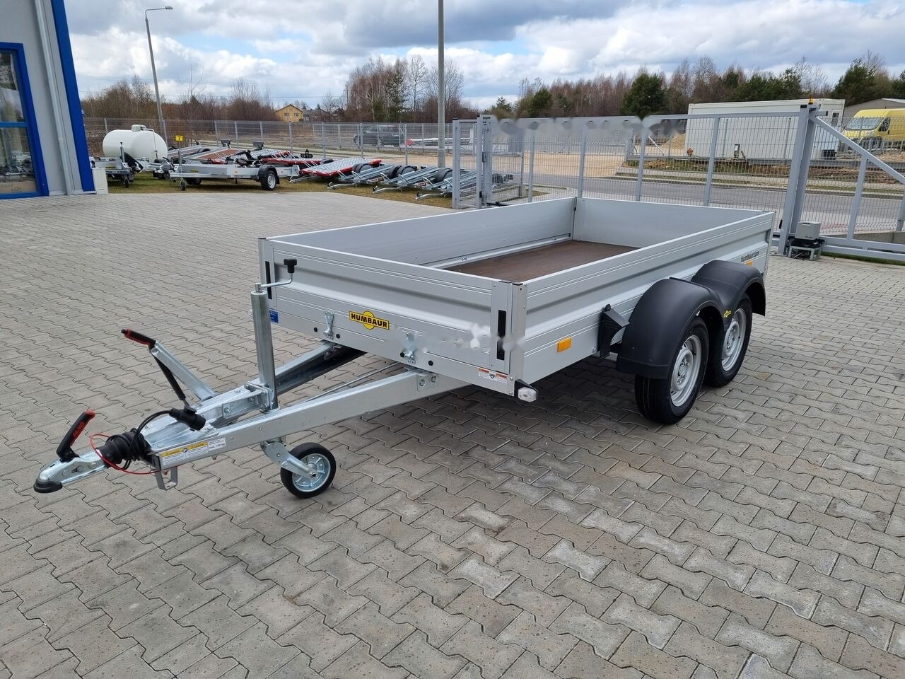Humbaur HA 203015 przyczepa skrzyniowa dwuosiowa 2T DMC aluminiowe burty - Plato prikolica: slika 5 Humbaur HA 203015 przyczepa skrzyniowa dwuosiowa 2T DMC aluminiowe burty - Plato prikolica: slika 5