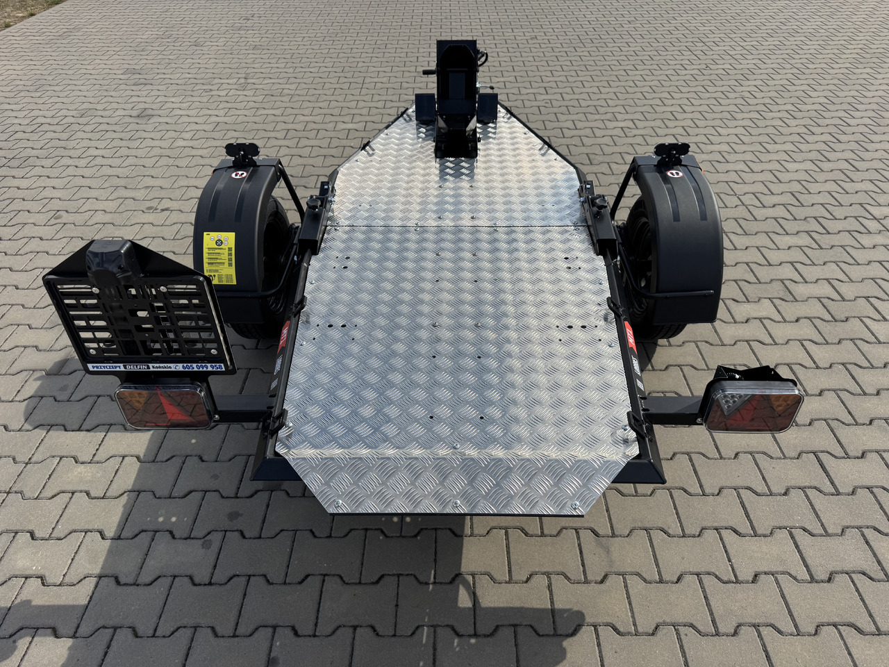 LORRIES MT-1 - przyczepa do przewozu 1 motocykla - Prikolica za motor: slika 5 LORRIES MT-1 - przyczepa do przewozu 1 motocykla - Prikolica za motor: slika 5