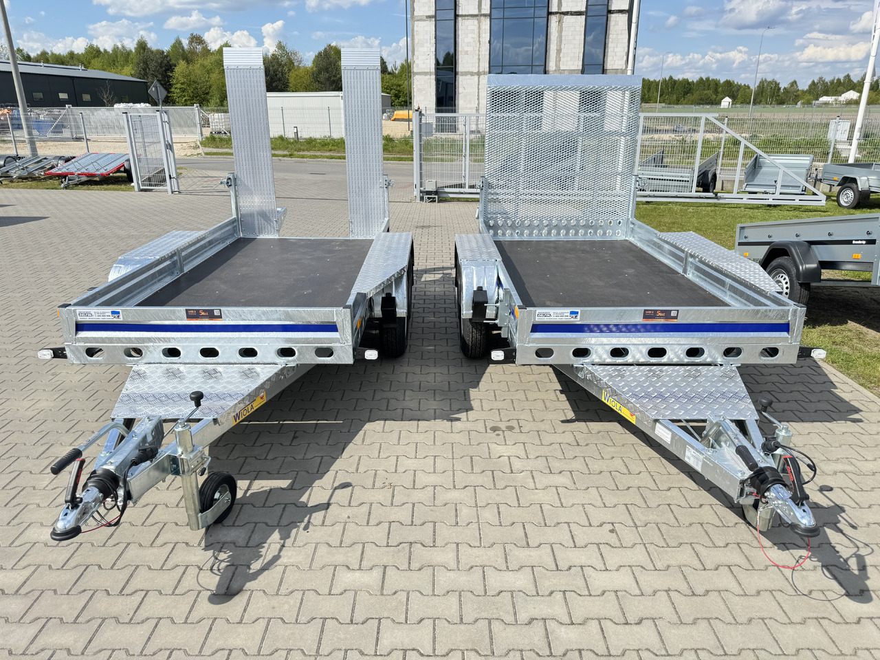 Wiola B2730 GVW 2700 kg machine transporter mini excavator 292x142 cm - Prikolica za prevoz radnih mašina: slika 3 Wiola B2730 GVW 2700 kg machine transporter mini excavator 292x142 cm - Prikolica za prevoz radnih mašina: slika 3